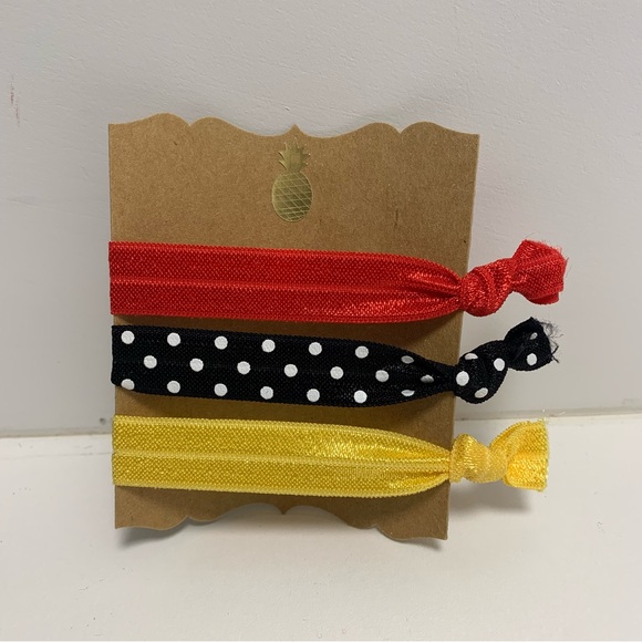 Hand tied hair elastics Mickey Mouse set of 3 hair ties red Disney inspired - Picture 2 of 3